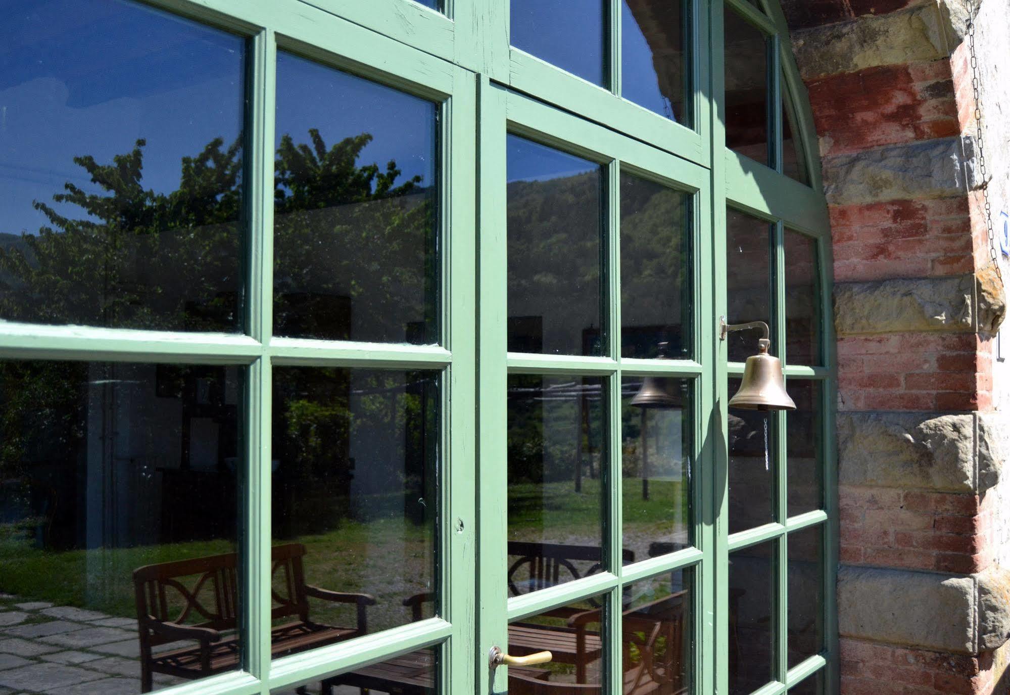 Locanda Di Praticino Petrognano  ภายนอก รูปภาพ
