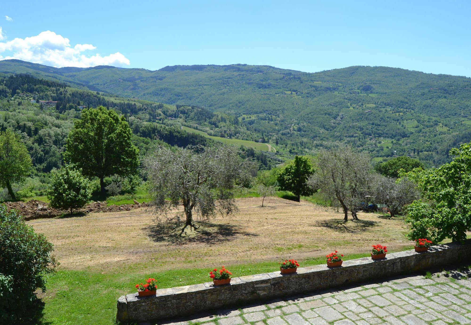 Locanda Di Praticino Petrognano  ภายนอก รูปภาพ
